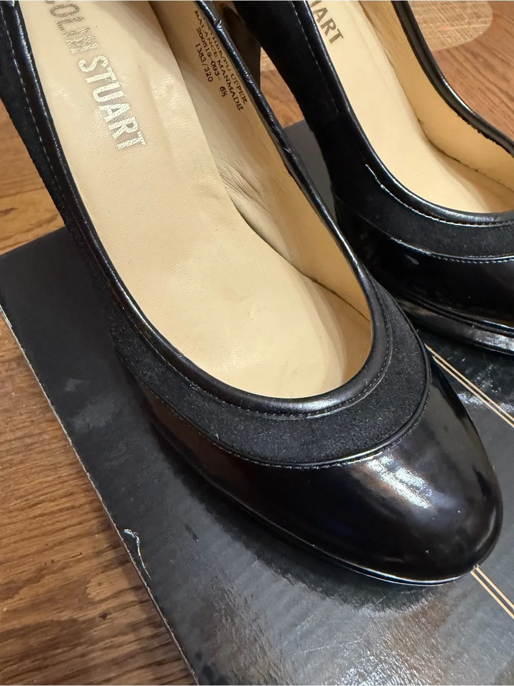 Colin Stuart Black Patent / Suede Platform Stiletto-Pumps
